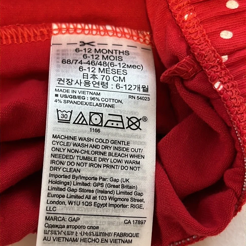 BabyGap Minnie Mouse onesie and red leggings outfit